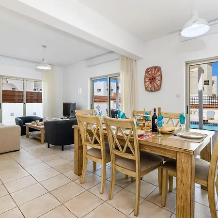 Sunrise Bay #1 Vila *