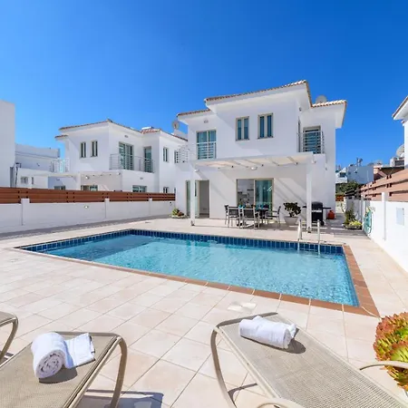 Sunrise Bay #1 Vila Paralimni