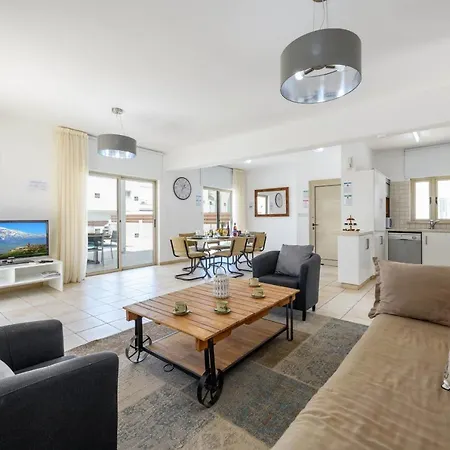 Sunrise Bay #1 Villa